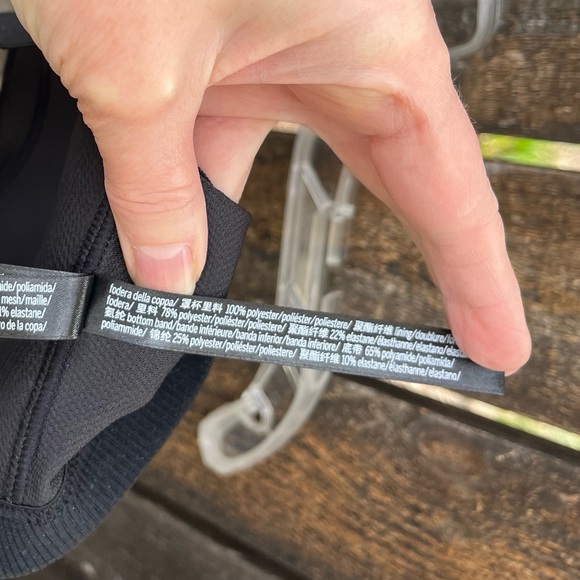 Victoria’s Secret / Victoria’s Sport Black Zip Front Racerback Sports Bra Sz 34C - Picture 9 of 12